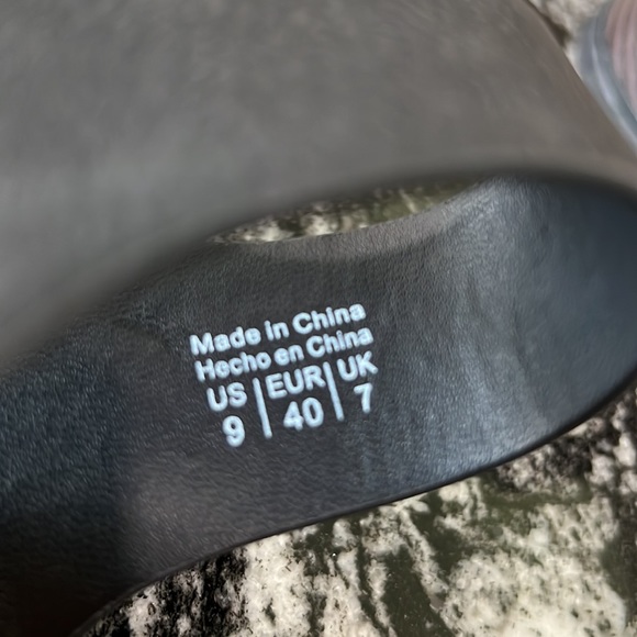 Call it Spring Vegan Leather Heel - Picture 7 of 8